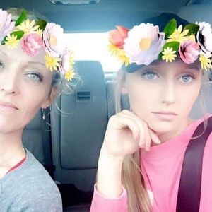 Meet your Posher, Sherry